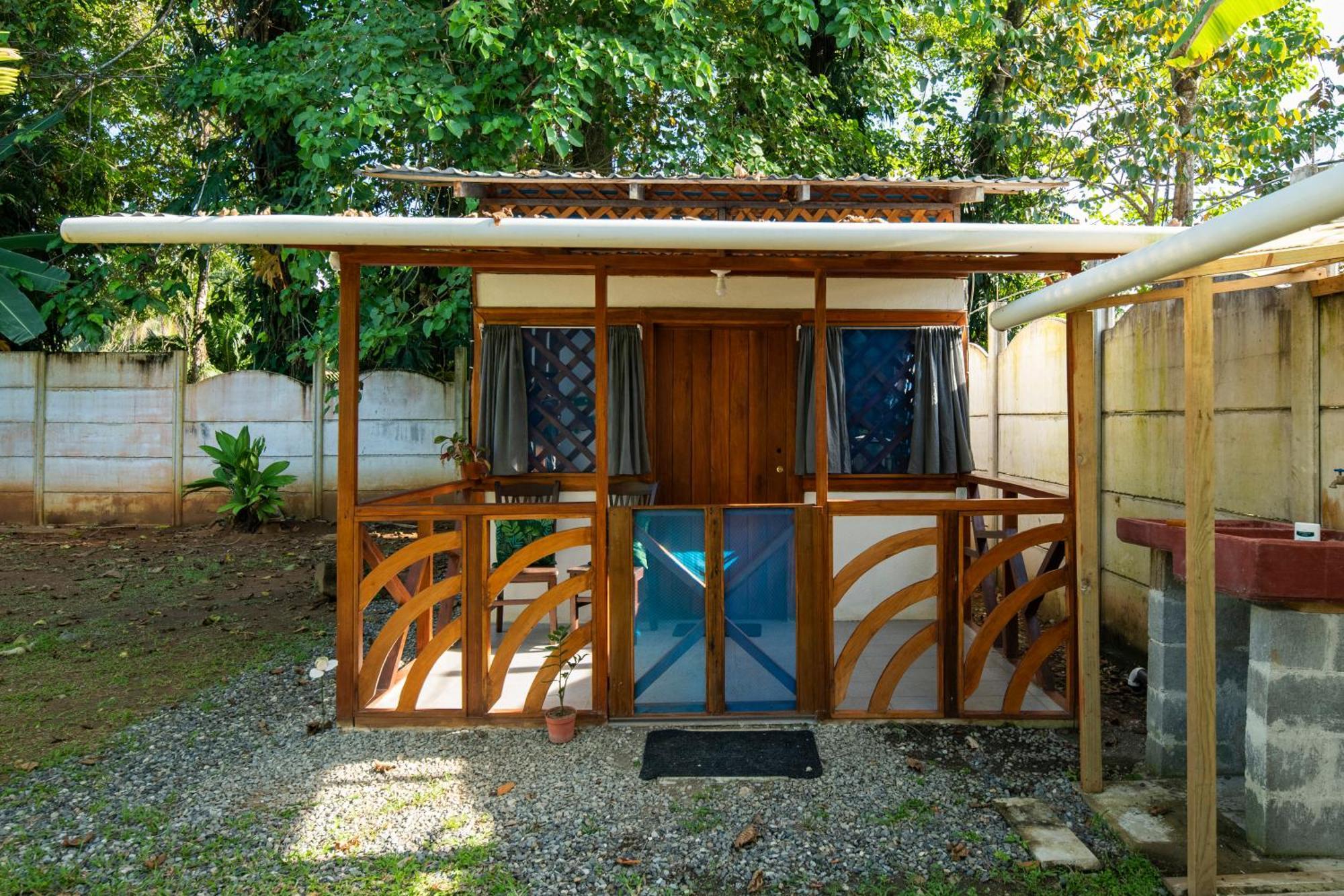 Casa Blanca Beachfront House With Shared Pool Access Pangea *