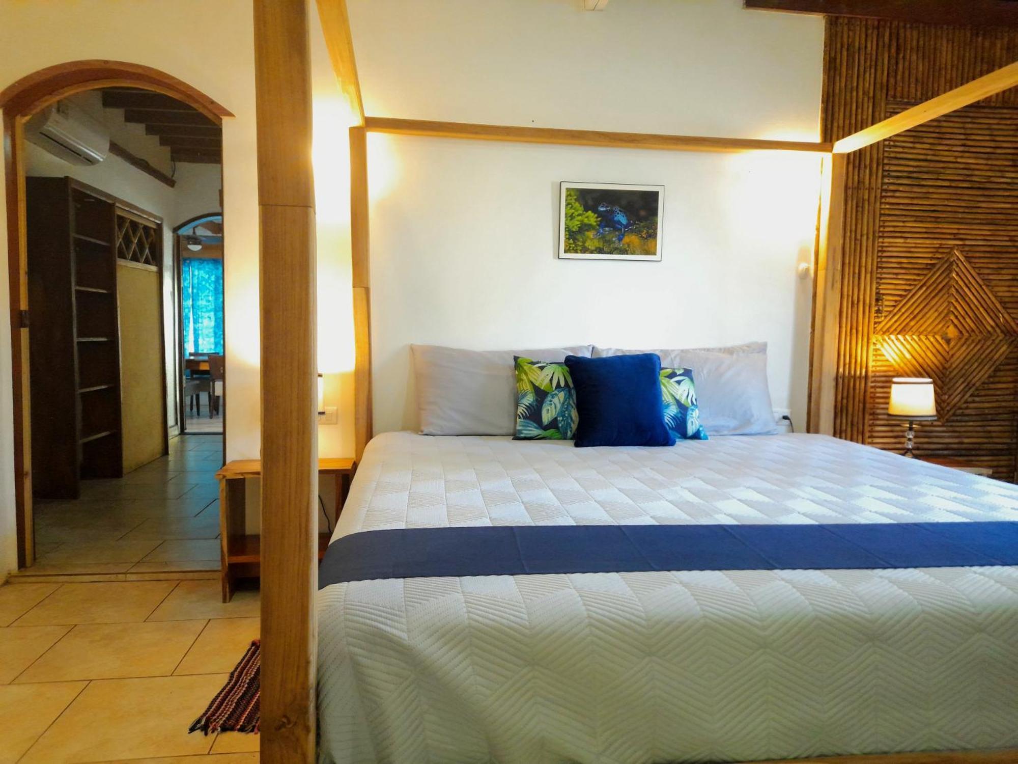 Holiday home Casa Blanca Beachfront House With Shared Pool Access Pangea