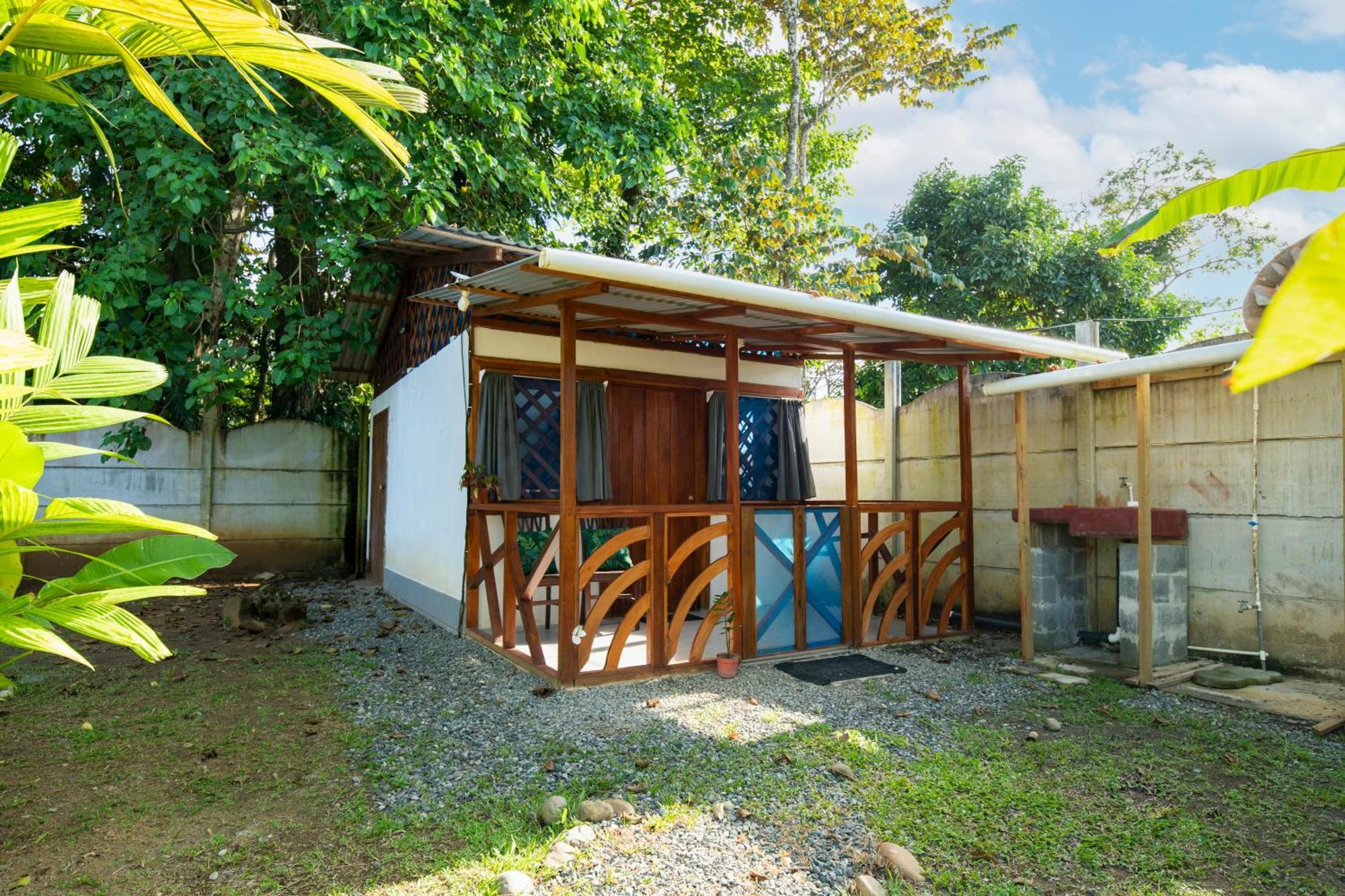 Holiday home Casa Blanca Beachfront House With Shared Pool Access Pangea